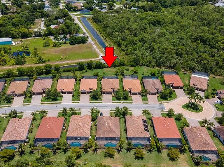 9372 Vercelli Ct — Photo 40