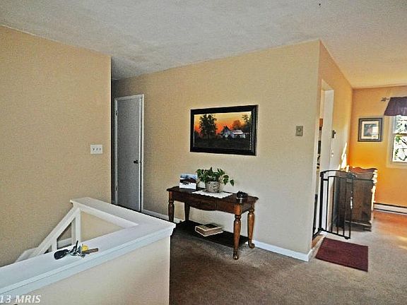3rd image of 951 Saint Johns Dr