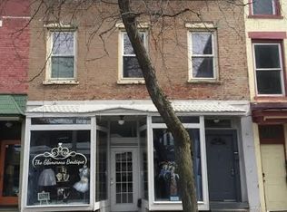 186 River St, Troy, NY 12180