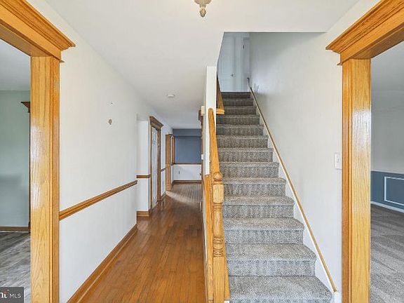 3rd image of 29 Borrelly Blvd