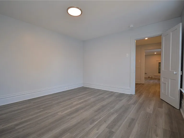 115 Meade Ave — Photo 25