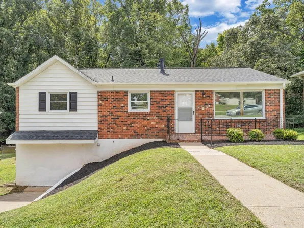 180 Greenwich Cir, Danville, VA 24540