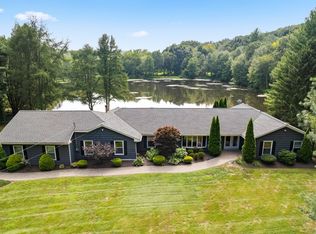 224 Seymour Rd, Woodbridge, CT 06525