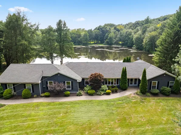 224 Seymour Road, Woodbridge, CT 06525