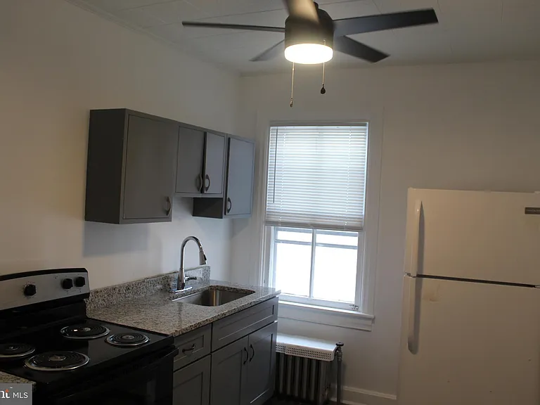 134 E Washington St #2 — Photo 4
