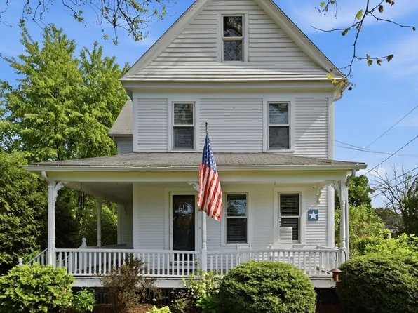 116 Williams St, Longmeadow, MA 01106