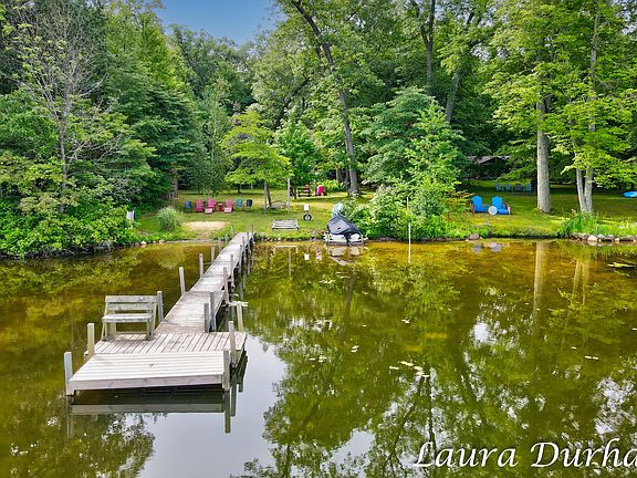 3rd image of 5321 Nadeau Dr