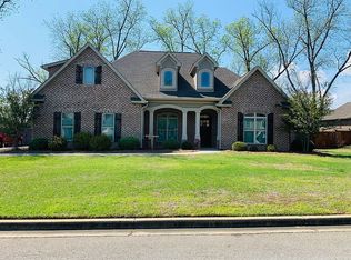 305 Villa Gloria Dr, Bonaire, GA 31005