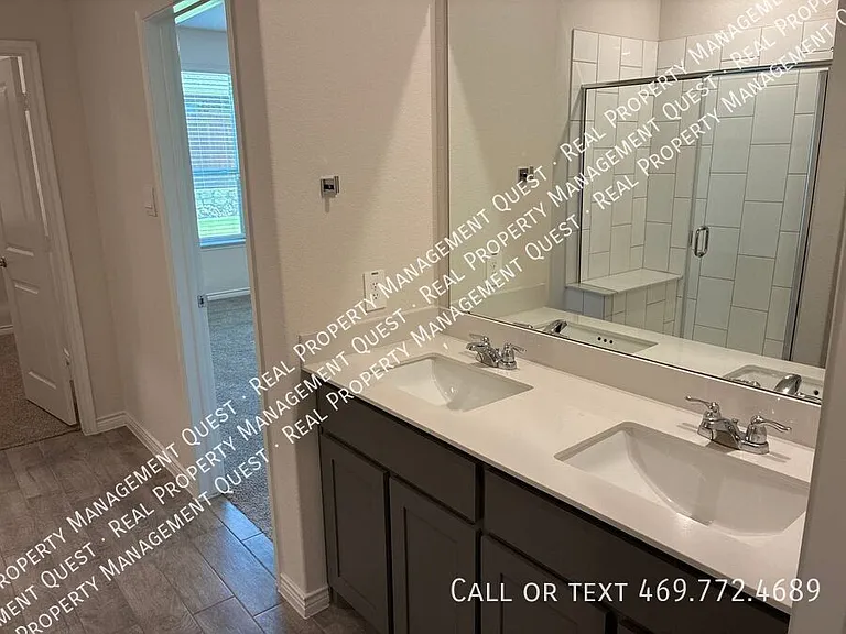 8164 Trudy Ln — Photo 12