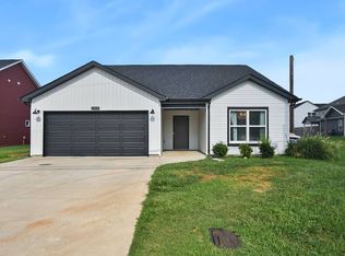 2909 Darrow Rd, Clarksville, TN 37042
