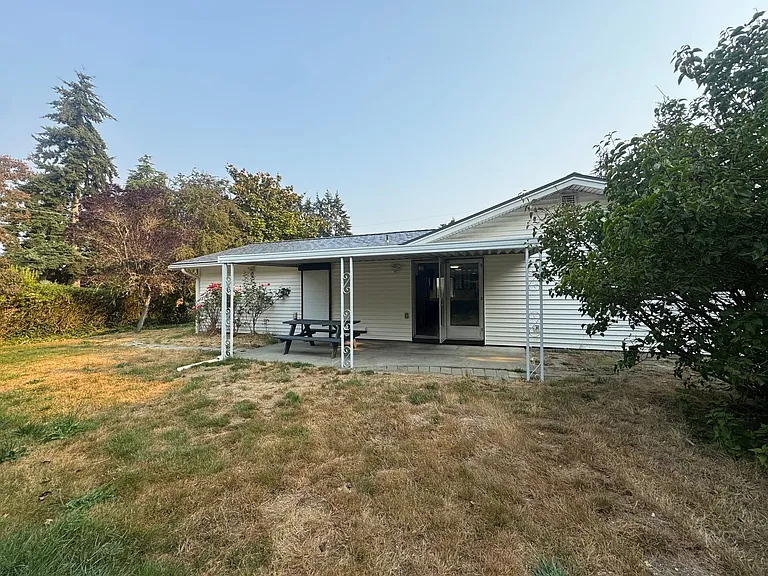 9901 Farwest Dr SW — Photo 11