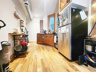 Rented by RELEASE NY