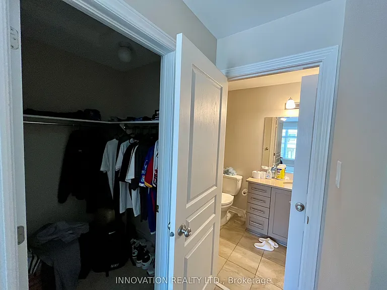 222 Dolce Cres — Photo 22
