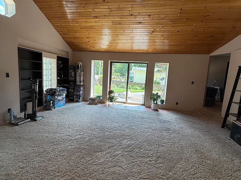881 E Shore Dr — Photo 26