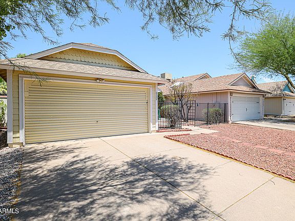2nd image of 6332 W SAGUARO Drive