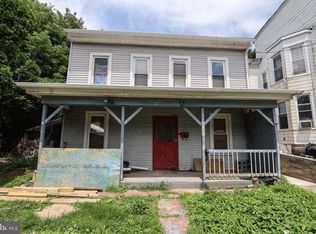 152 W Railroad St, Pottsville, PA 17901