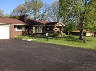 139 Lipinwood Dr, Beaver Falls, PA