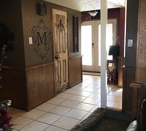 2nd image of 8918 Lamar Ave