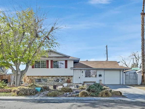 2557 Eagle St, Las Vegas, NV 89142