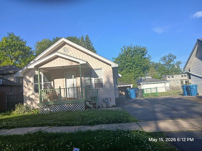 2nd image of 14527 Spaulding Ave