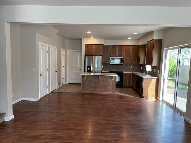 1st image of 2250 N Country Vista Blvd