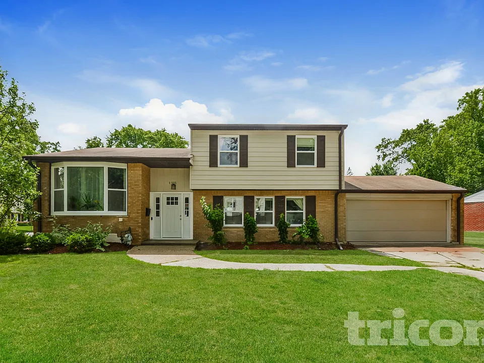 1505 E Michele Dr