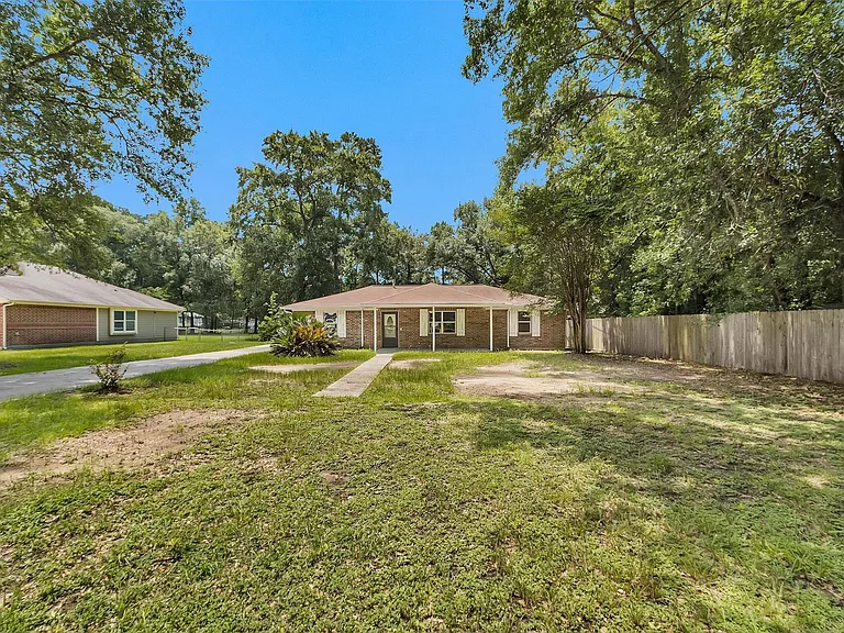 21630 Punkin St — Photo 2