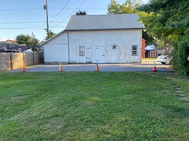 Marietta Ave — Photo 19
