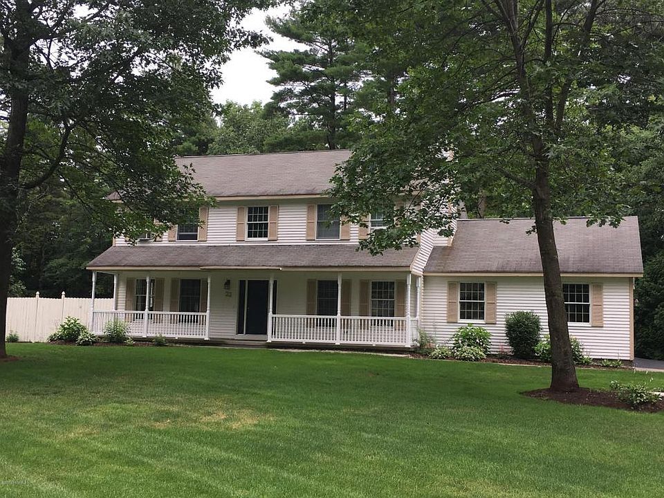 1st image of 22 Amethyst Dr