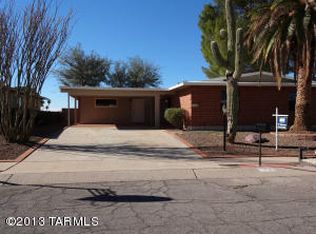 2208 S Torrey Pines Cir, Tucson, AZ 85710