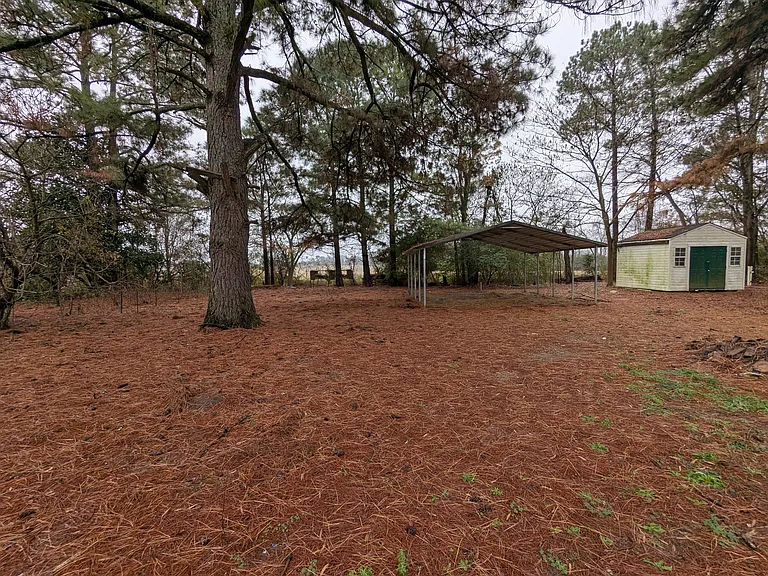 109 Highland Dr — Photo 35