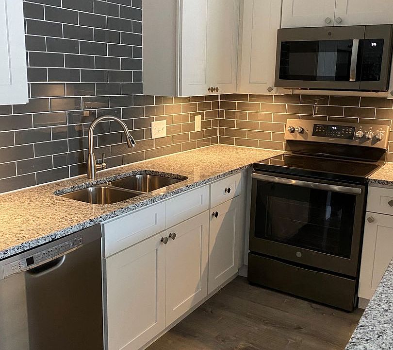 1st image of 3823-3853 Copperfield Pl #7