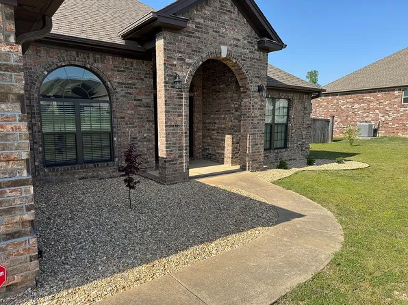5614 Hummingbird Ln, Jacksonville, AR 72076