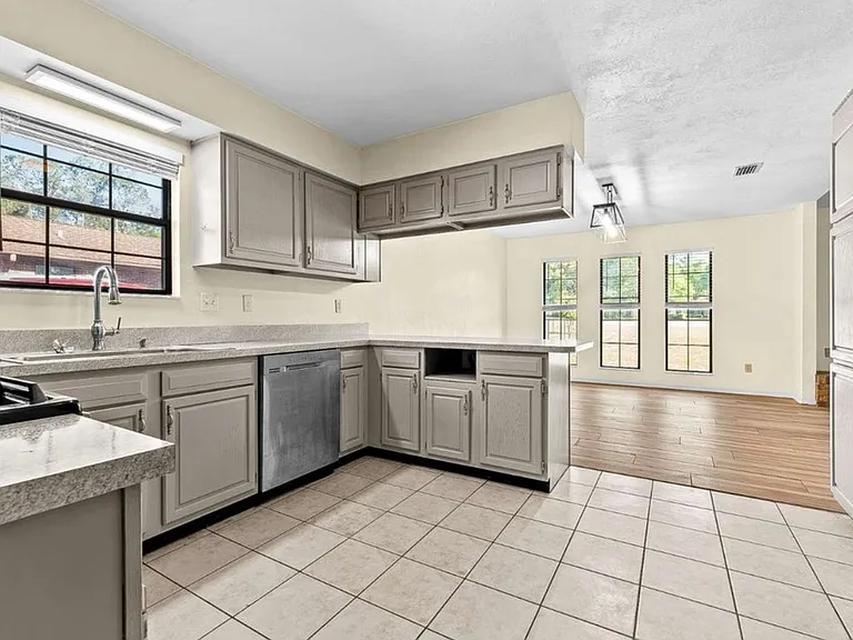 225 NW Mallard Pl — Photo 5
