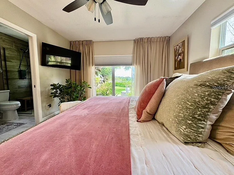 1815 Barker Dr — Photo 21