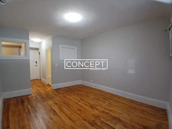 76 Sewall Ave #1, Brookline, MA 02446