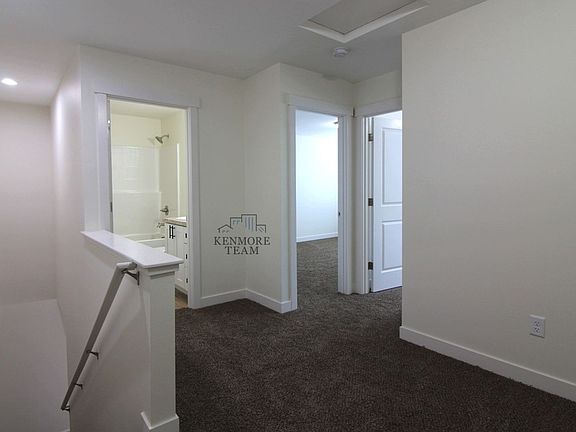 5th image of 1041 S Cedar Pl