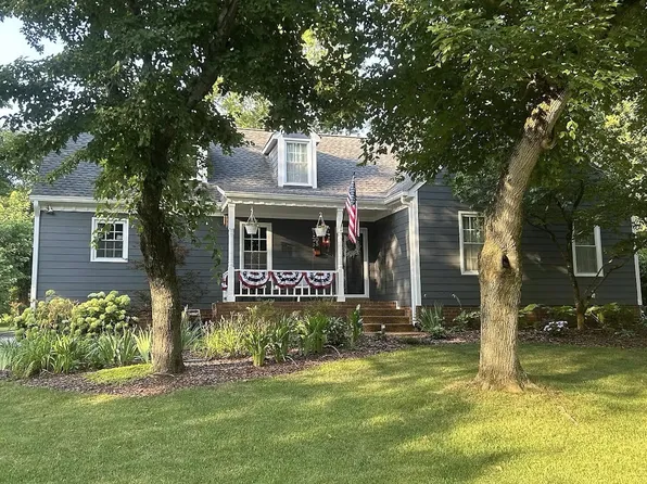 105 Riverwood Dr, Franklin, TN 37069