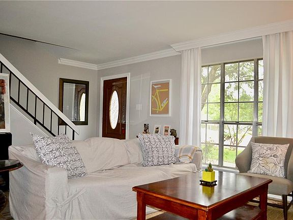 4th image of 2002 Millay Dr #118