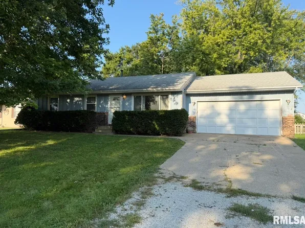 115 Jackson St, Deer Creek, IL 61733