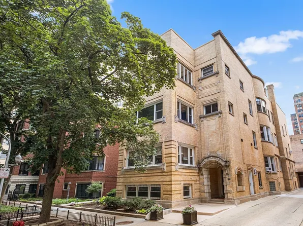 429 W Wellington Ave APT 3A, Chicago, IL 60657
