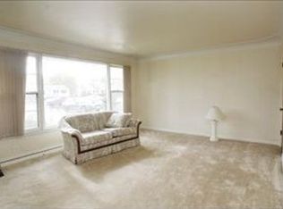6538 Oakland Dr, Portage, MI 49024