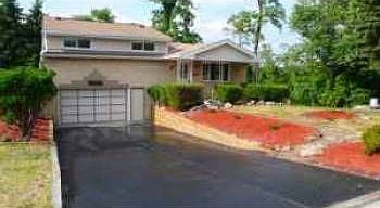 2nd image of 7739 Saltsburg Rd #Pittsburgh