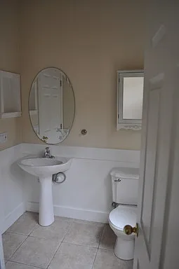 Beautiful 3-Bedroom Townhome in the Heart of Avalon Park — Photo 4