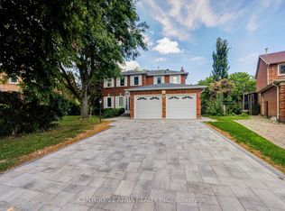 35 Millstone Ct, Markham, ON L3R 7M4
