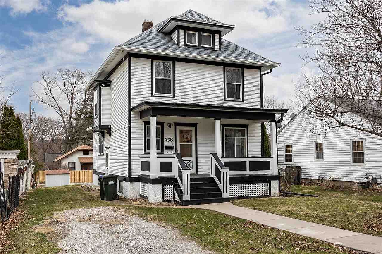 738 Oakland Ave, Iowa City, IA 52240 Zillow
