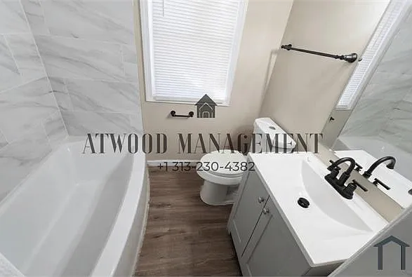 450 Algonquin St — Photo 8