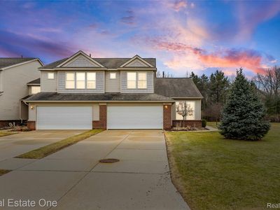 2283 Crystal Crossing Dr, Howell, MI, 48843