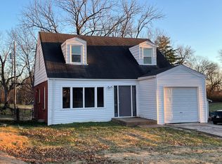 12004 Larimore Rd, Saint Louis, MO 63138