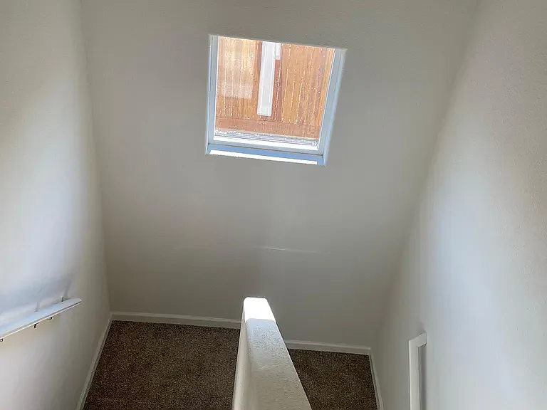 661 Granada Ct — Photo 10